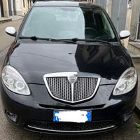 LANCIA Ypsilon - 2012