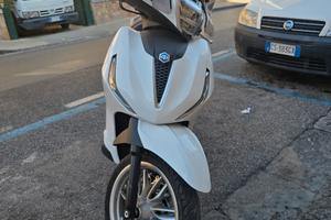 beverly 300 2023