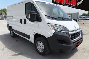 PEUGEOT BOXER 2.2 120 CV. L1H1 CON MOTORE NUOVO RI