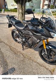 Moto Yamaha 900 tracer