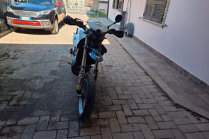 Husqvarna SM 125 2 tempi