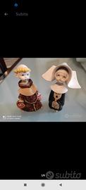 Statuine plastica dura vintage frate e suora 