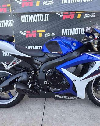 SUZUKI GSX R 600 K7 Video 360