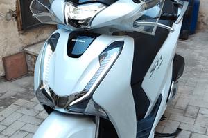 Honda sh 150 abs