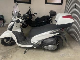 Kymco 200 gti Vendita in Moto e scooter
