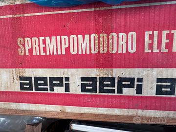 Macchina elettrica per salsa di pomodoro