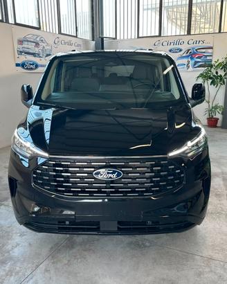 Ford Tourneo Custom KM0
