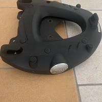 Supporto GIVI bauletto centrale BMW GS F800