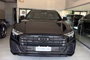 Audi Q8 50 TDI 286 CV quattro S LINE