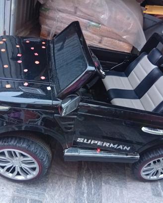 Macchina Jeep