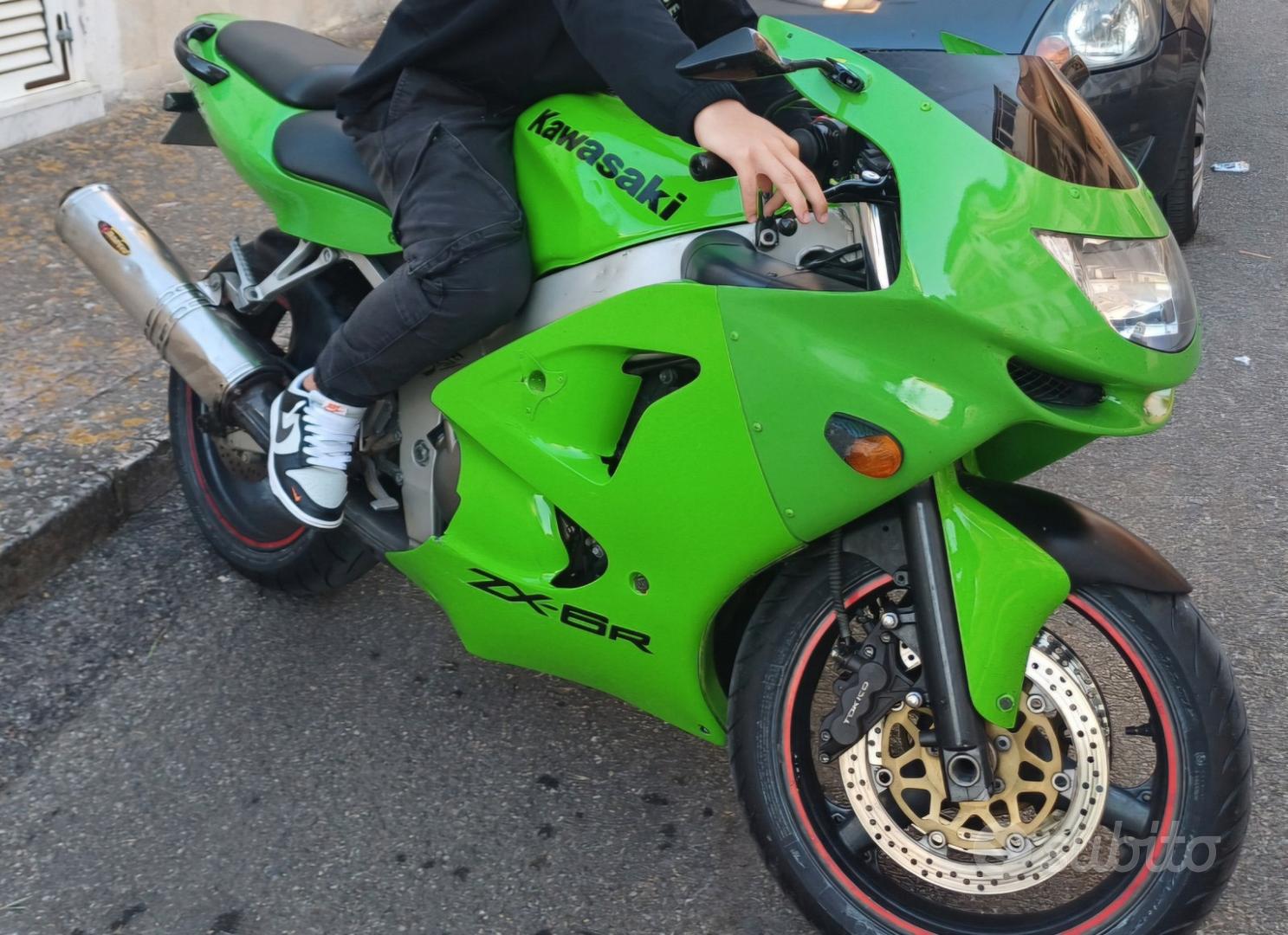 YAKAZU 6 Kawasaki Ninja ZX-6 - 1998 - Moto e Scooter In vendita a Taranto