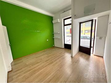 UFFICIO CENTRALISSIMO a DUE PASSI DAL CORSO