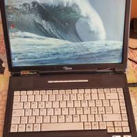 0922-PC Portatile Fujitsu Siemens  Amilo PRO V2020