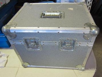 FLIGHT CASE vintage robusto ex complesso musicale