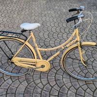 Bicicletta per Stazioni, università