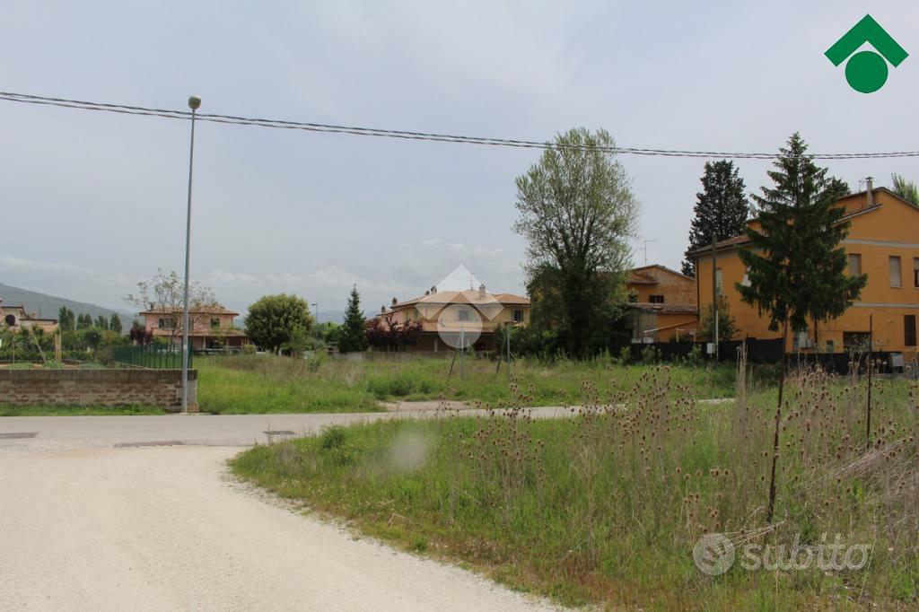 TER. RESIDENZIALE A SPELLO - Vista 3