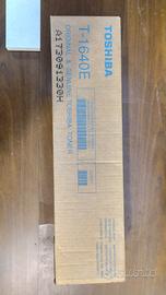 Toner TOSHIBA ORIGINAL GENUINE T-1640E