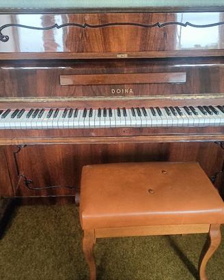 Pianoforte verticale Doina