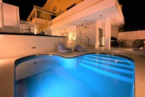 Rif.RI0136| bifamiliare soverato