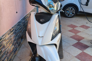 Kymco people 300 gti