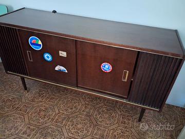 Mobile anni 70 con radio - giradischi integrati