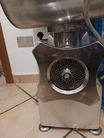Trittacarne per macelleria