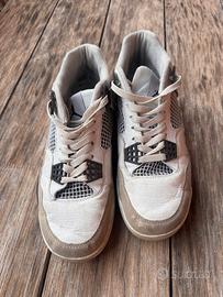 Scarpe sportive