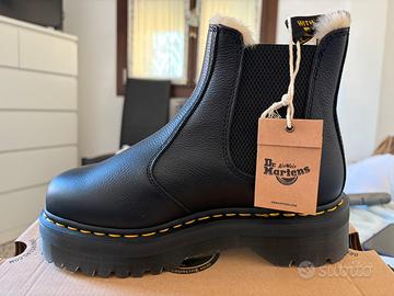 “Nuovi”Stivaletti chelsea DR MARTENS nr 41