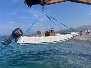 Boston Whaler 21 outrage