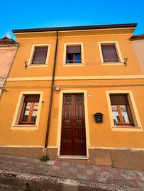 Casa indipendente su due livelli