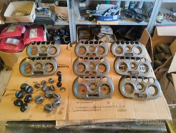 I mostrina del cruscotto nuda multipla 1e2serie