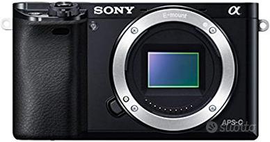 Fotocamera Sony Alpha 6000 NUOVA - Mai Usata