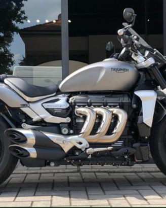 TRIUMPH Rocket 3 R Naked