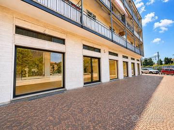 Immobile di 163 m² a Arcore