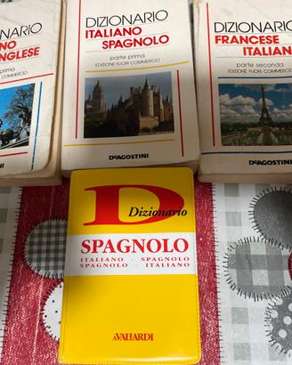 Lotto dizionari.      4 Dizionari tascabili