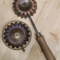 Antico stampo per stoffa e cuoio.