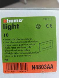 Placca bticino light 