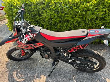 aprilia sx 125 4t