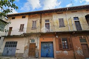 CASA SEMINDIPENDENTE A AGRATE BRIANZA
