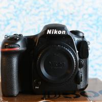 Nikon D500 con 10.000 scatti