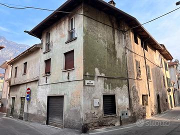 Casa Singola da Ristrutturare a Darfo Boario Terme