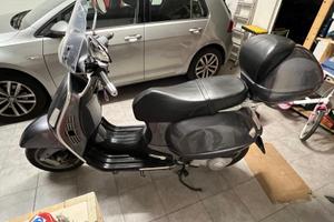 Vespa granturismo 200 anno 2004