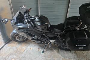 Kawasaki Ninja 650 come nuova Tourer