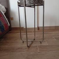 Tavolo d'antiquariato 