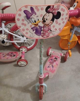 monopattino di minnie per bambina 