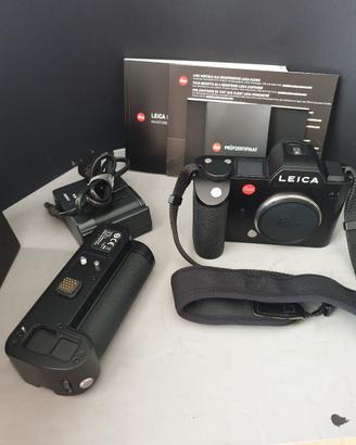 Leica SL (Typ 601)+ obiettivi e accessori 