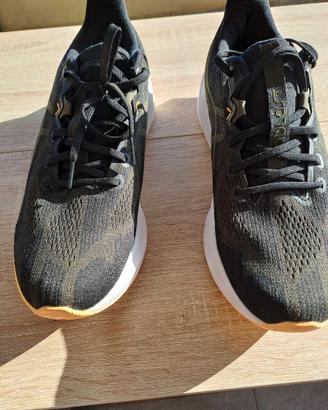 Scarpe running asics
