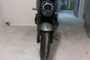 benelli 125 Leoncino 2023