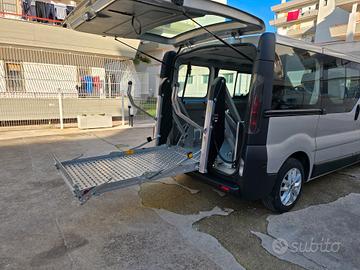 NISSAN PRIMASTAR C29 DCI/100C - VEICOLO PER PERSON