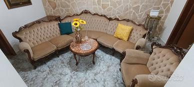 Salotto in stile classico/barocco 